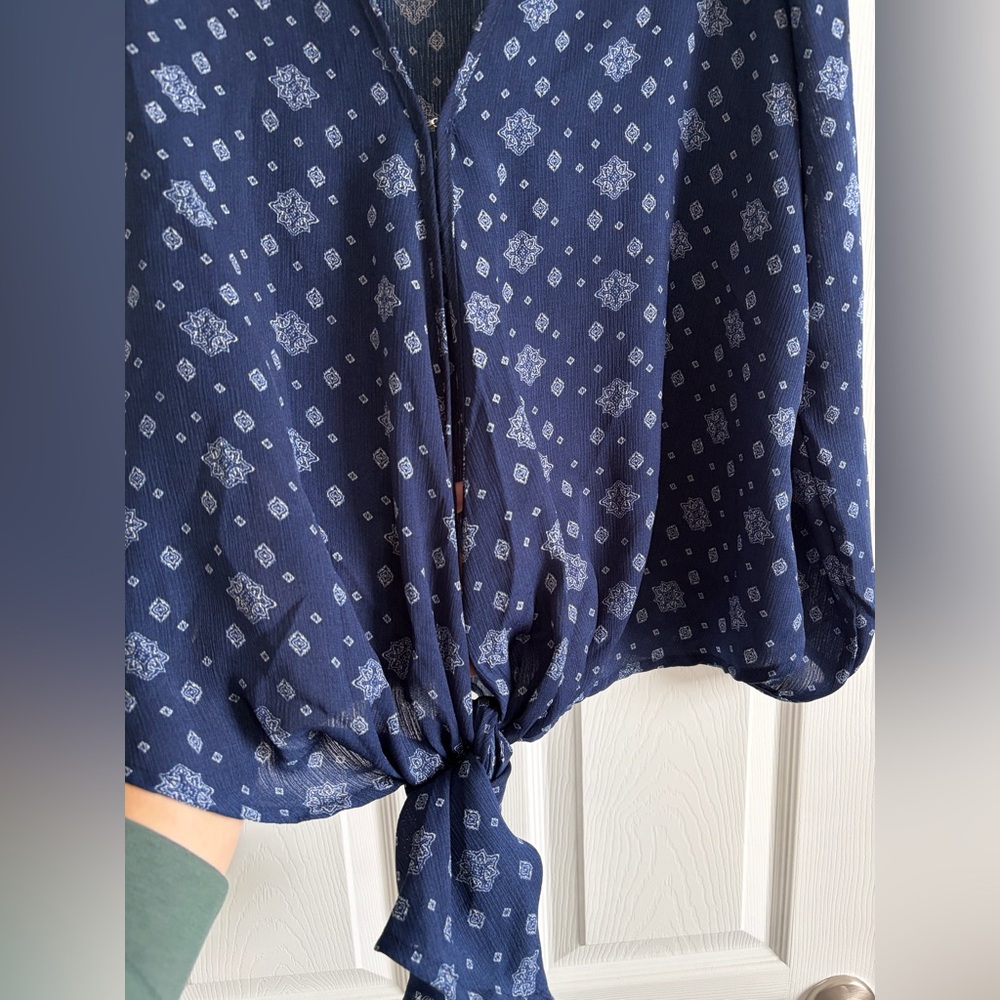Entro Deep Blue Patterned Top - Picture 2 of 6